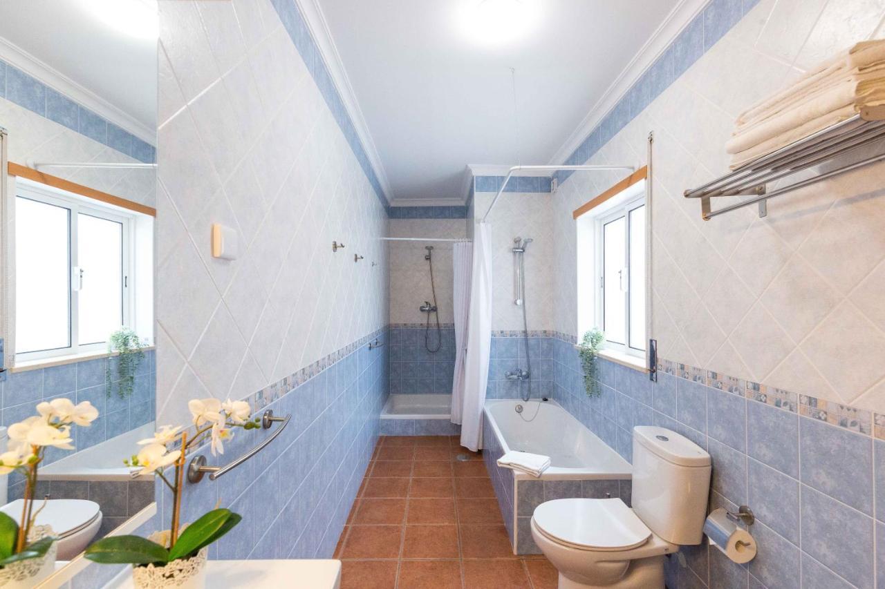 Villa Marquez Apartments วีลาเรอัลเดซานโตอันโตนิโอ ภายนอก รูปภาพ