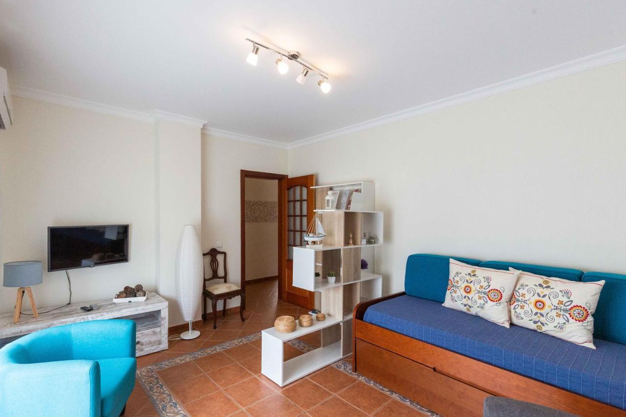 Villa Marquez Apartments วีลาเรอัลเดซานโตอันโตนิโอ ภายนอก รูปภาพ