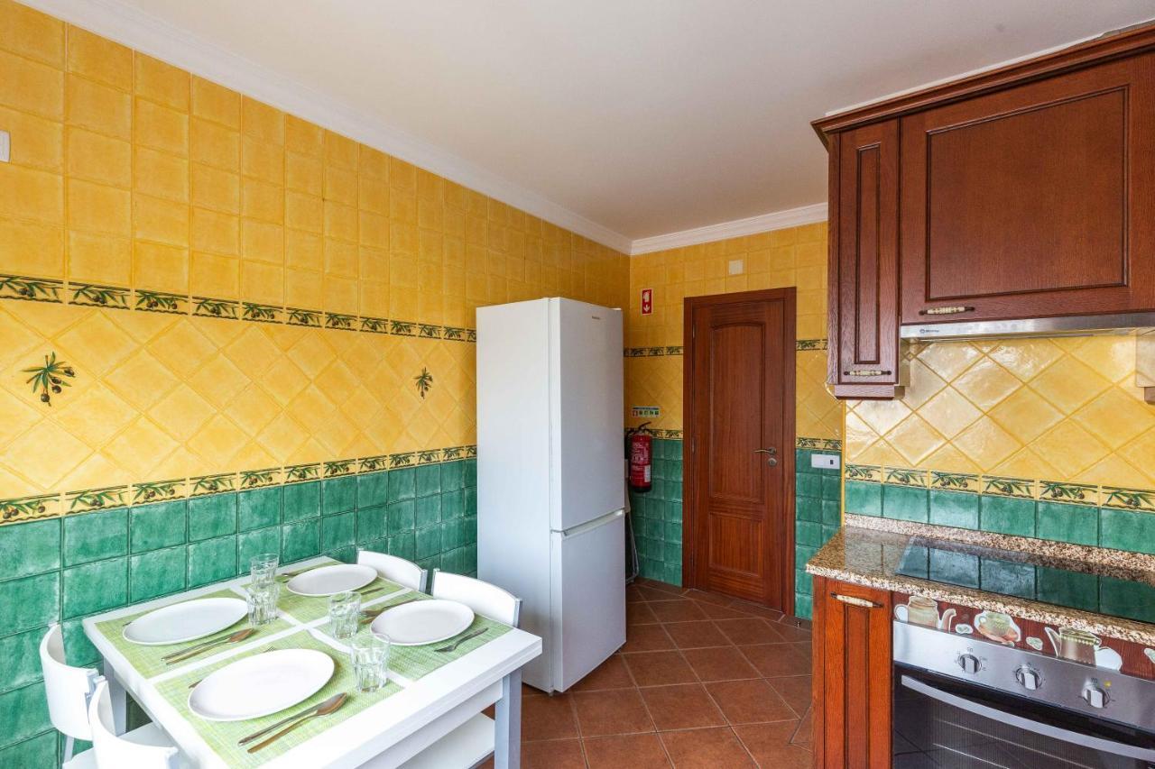 Villa Marquez Apartments วีลาเรอัลเดซานโตอันโตนิโอ ภายนอก รูปภาพ