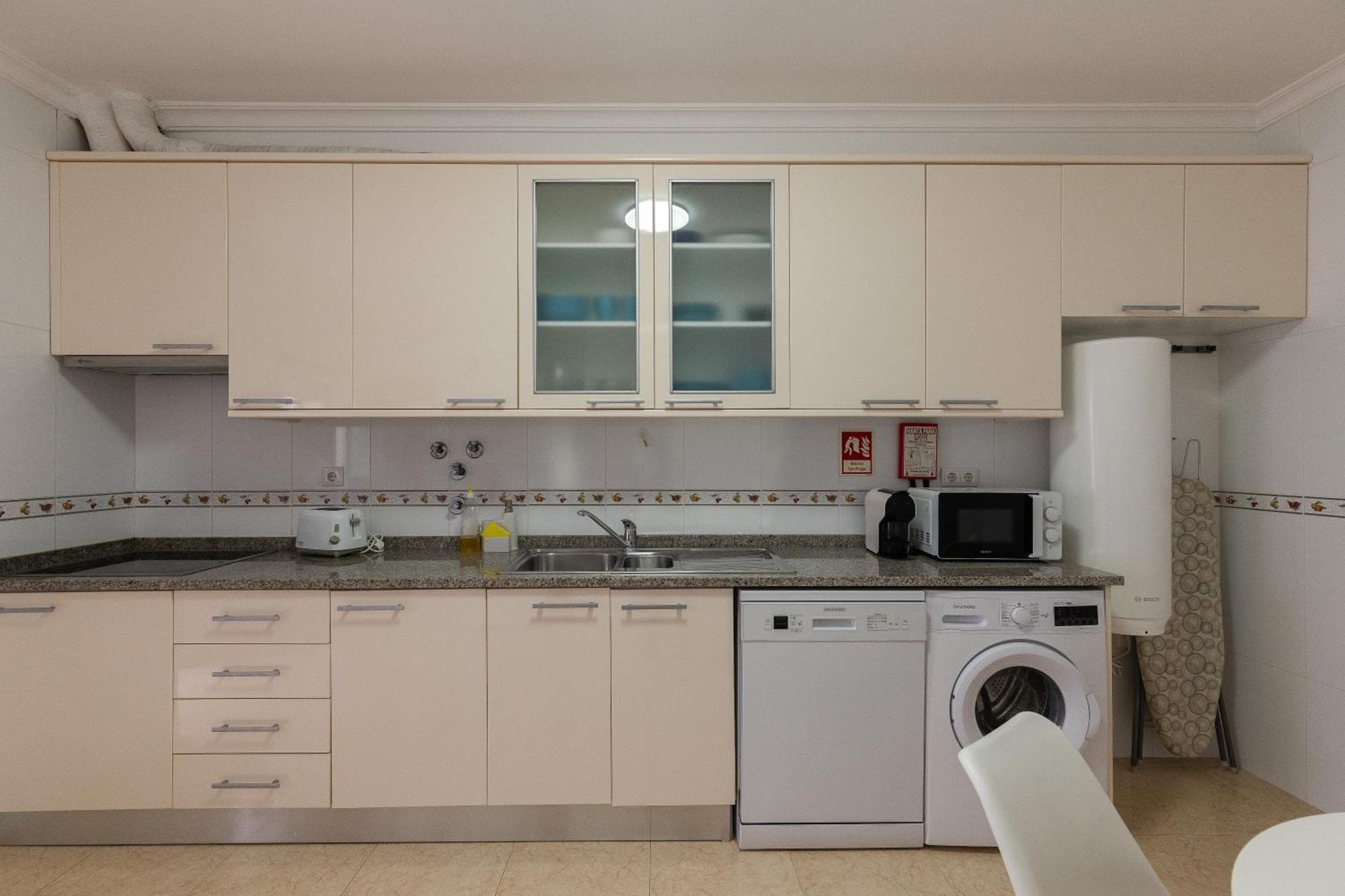 Villa Marquez Apartments วีลาเรอัลเดซานโตอันโตนิโอ ภายนอก รูปภาพ