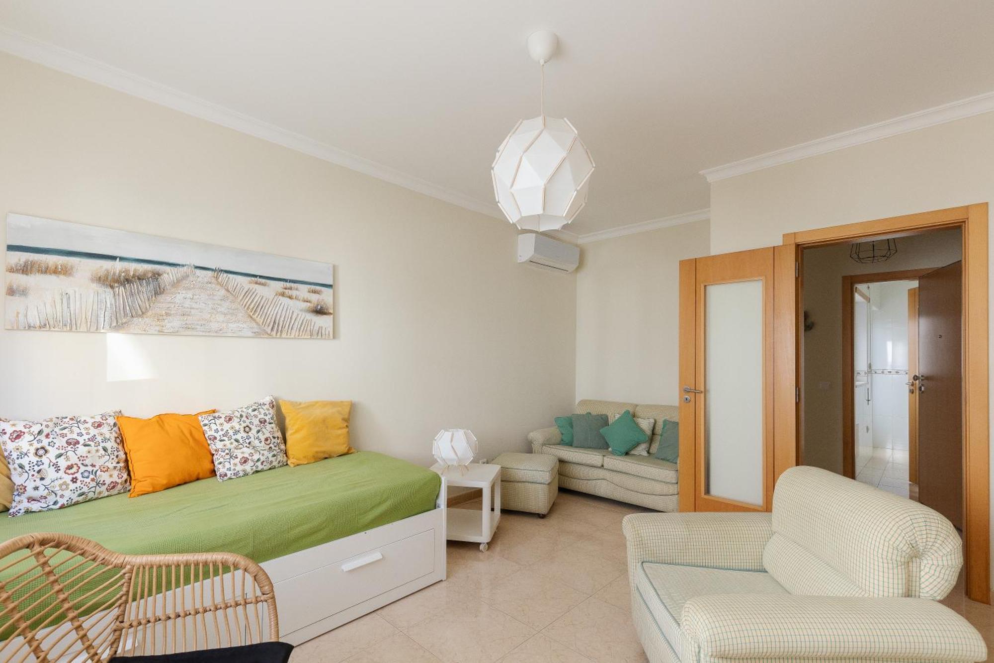 Villa Marquez Apartments วีลาเรอัลเดซานโตอันโตนิโอ ภายนอก รูปภาพ